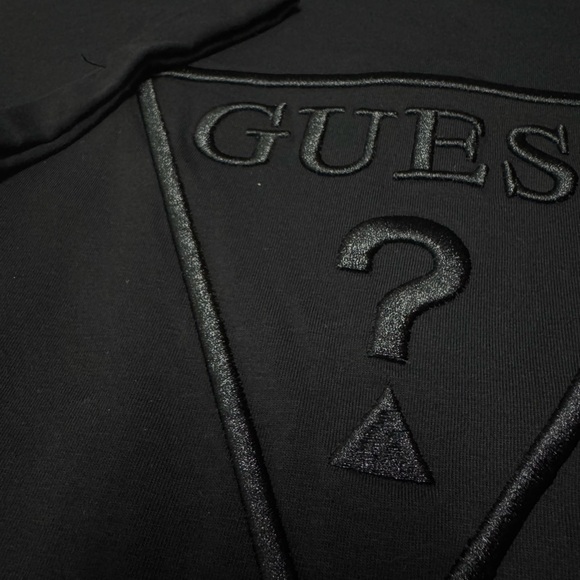 Guess Los Angeles W L Black T-Shirt  Carlee Triangle Tee Front Logo Embroidery - Picture 5 of 9